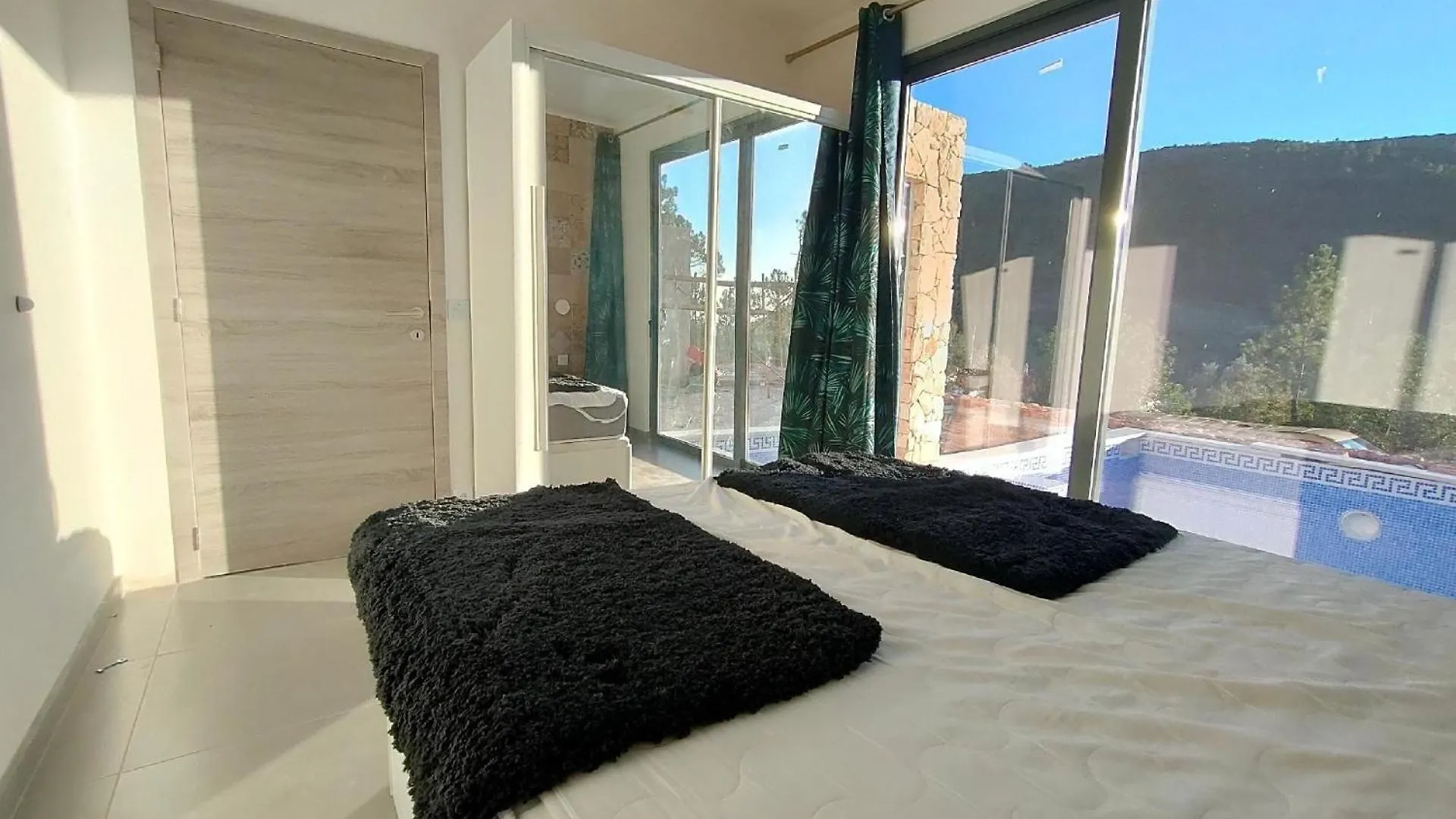 펜션 Casa Da Cidreira - Villa Fuer 4 Personen 2 Private Suite São Bartolomeu de Messines 포르투갈